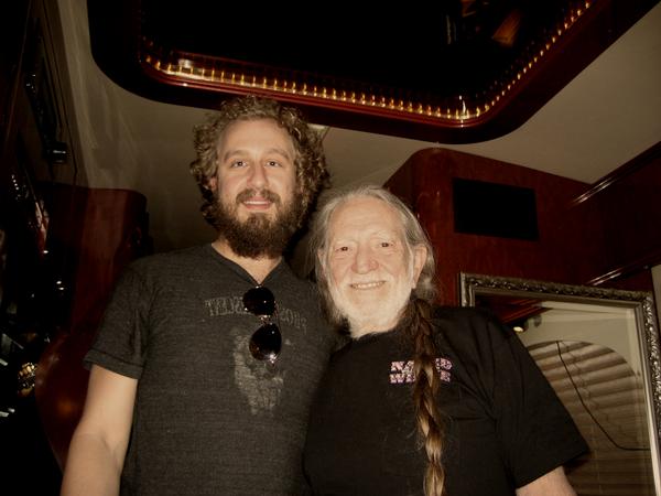 Phosphorescent Joins Willie and Gang in Farm Aid Lineup