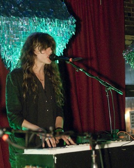 Beach House @ Mercy Lounge, Nashville, 4/28/10