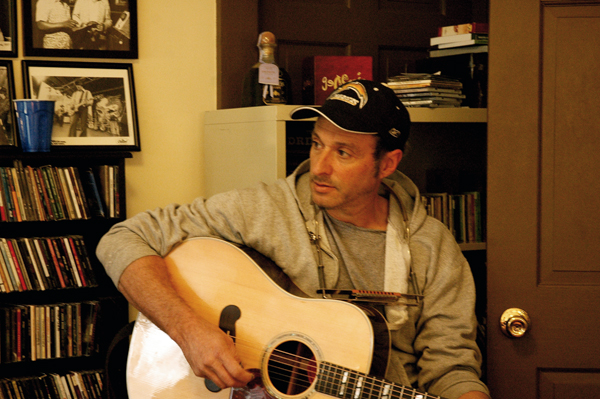 Dan Bern Visits American Songwriter