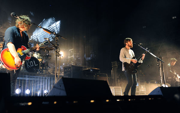 Kings of Leon At Verizon Wireless Ampitheatre, Los Angeles, 7/14/10