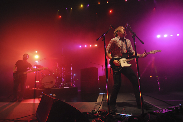 Death Cab For Cutie And Frightened Rabbit Live In Grand Prairie, TX, 9/13/2011