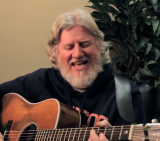 Exclusive: String Cheese Incident Perform “Barstool” Unplugged
