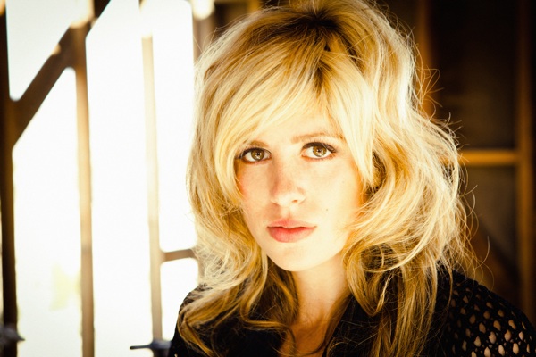 Jessie Baylin Shares Lyric Video For “Black Blood”