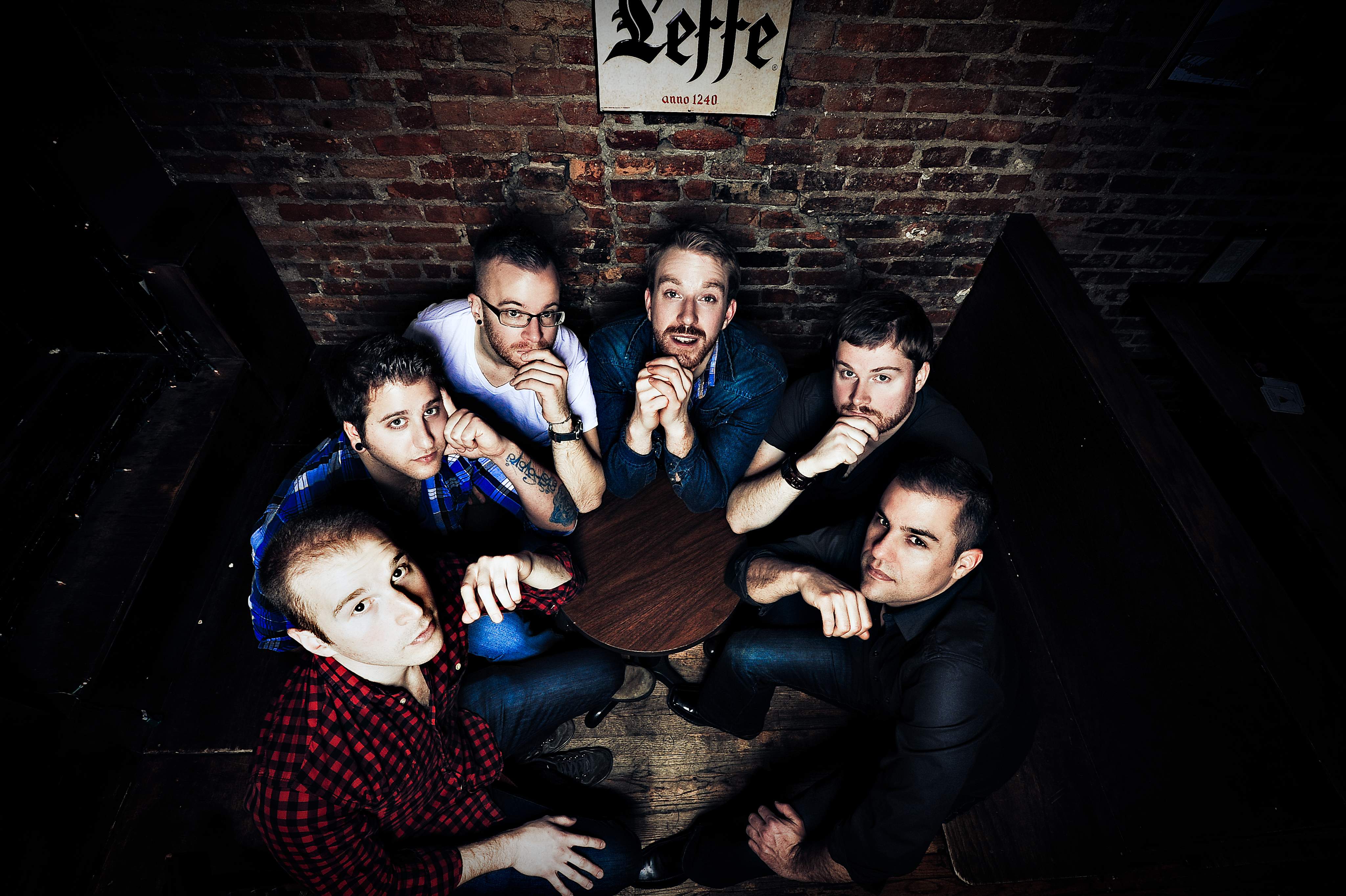 Video Premiere: Bronze Radio Return, “Wonder No More”