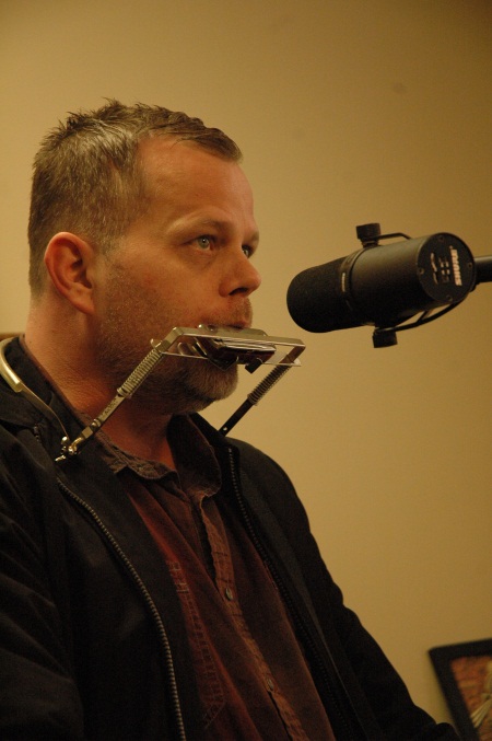 The Muse: Matthew Ryan, “She’s A Sparrow” (Live at American Songwriter)