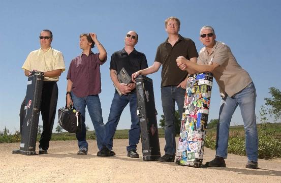 R.E.M., Decemberists, Pavement Sing The Praises Of Camper Van Beethoven