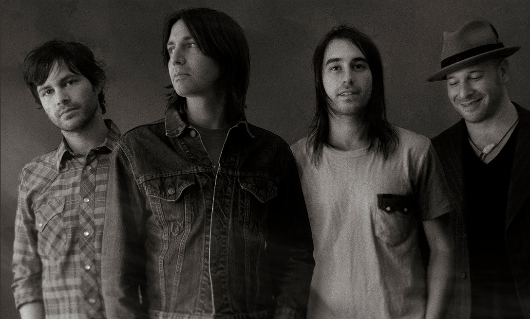 Song Premiere: The Candles, “Blind Light”