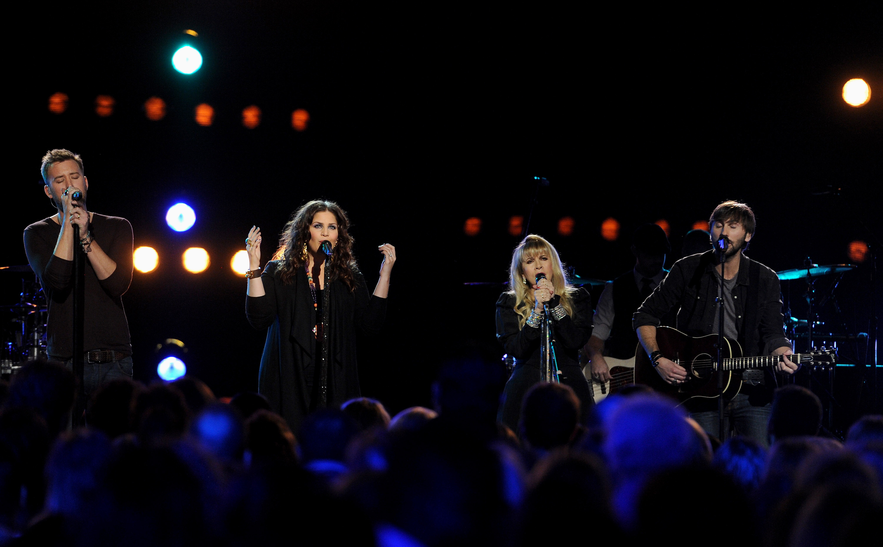 Watch: Stevie Nicks And Lady Antebellum Team Up For “Rhiannon”