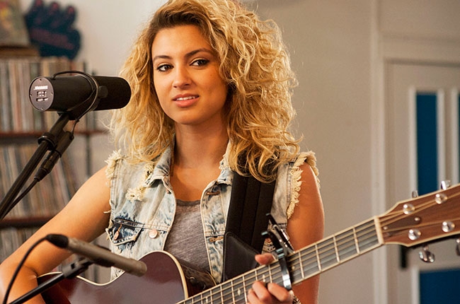 Tori Kelly Takes Off
