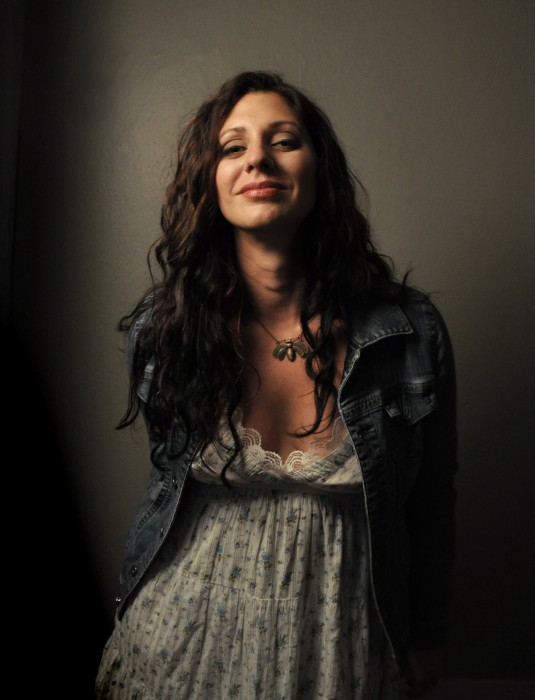 Song Premiere: Wendy Colonna, “Shelter and Be Kind” (Live)