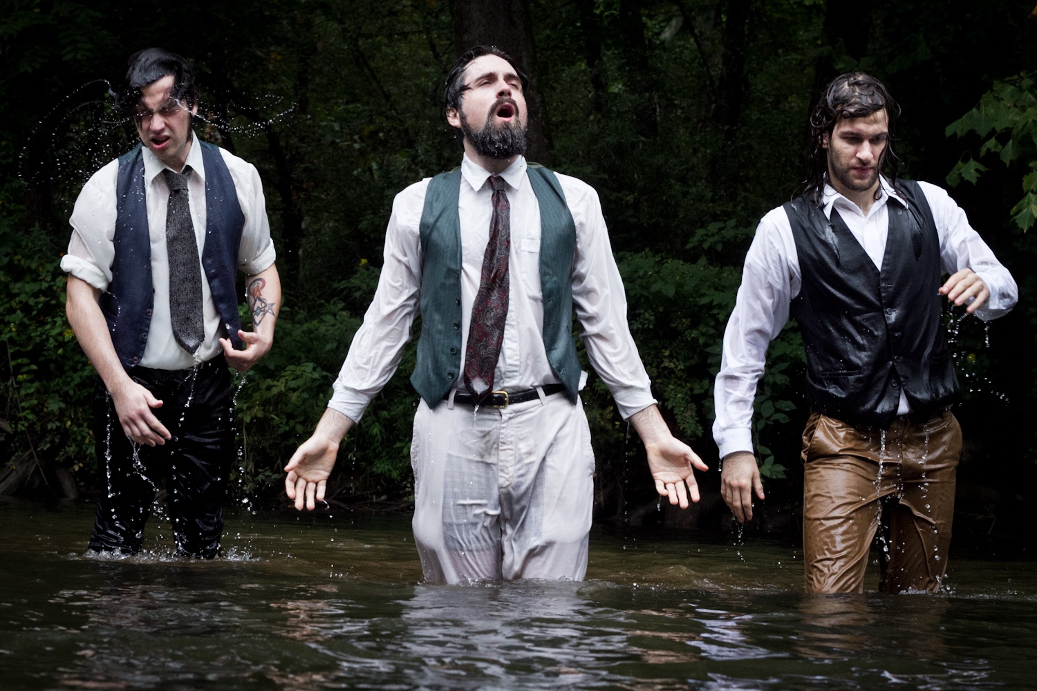 Song Premiere: The Toothe, “Talons”