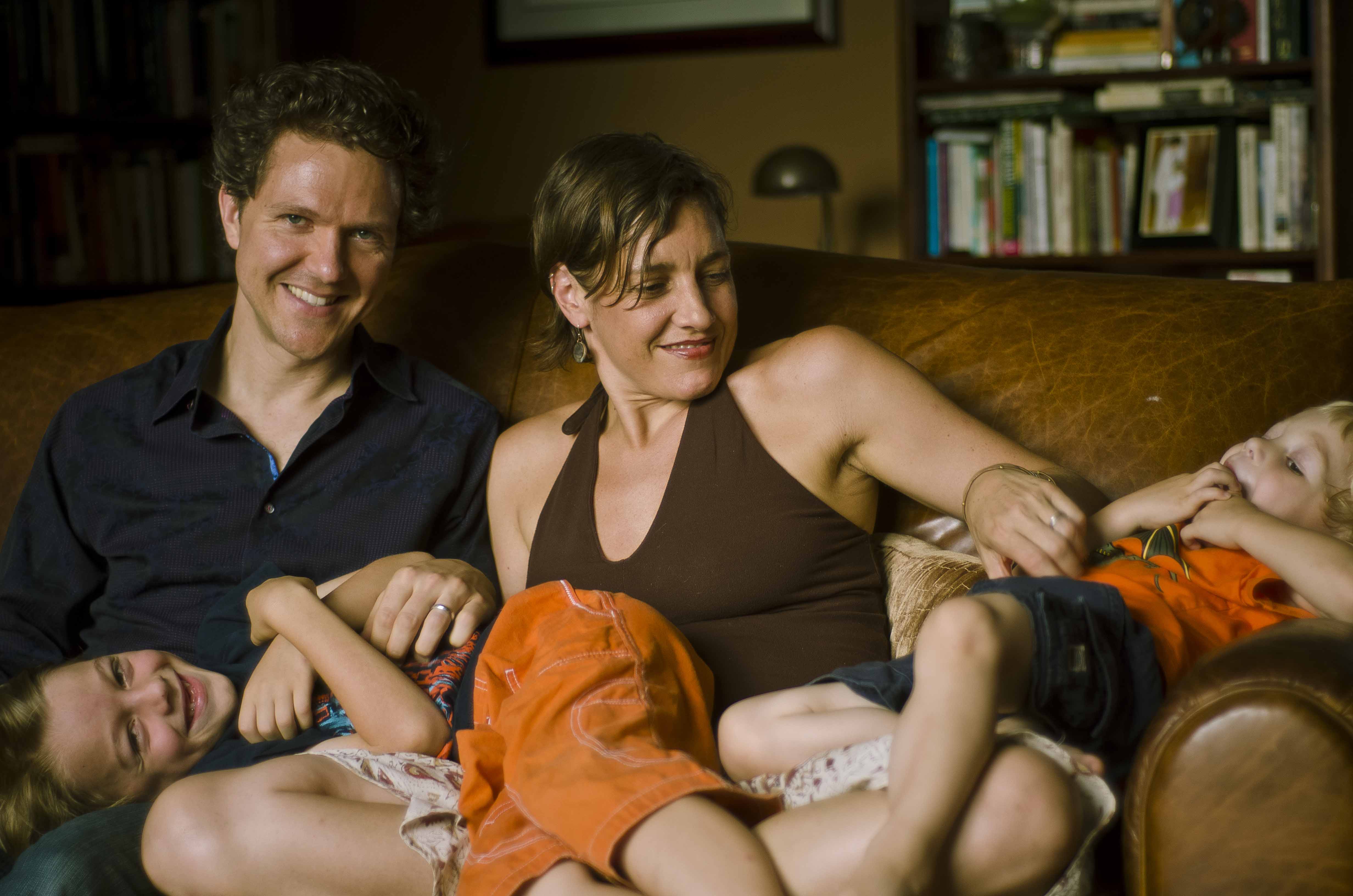 Video: Jen Chapin Celebrates Mothers Day With “Let It Show”