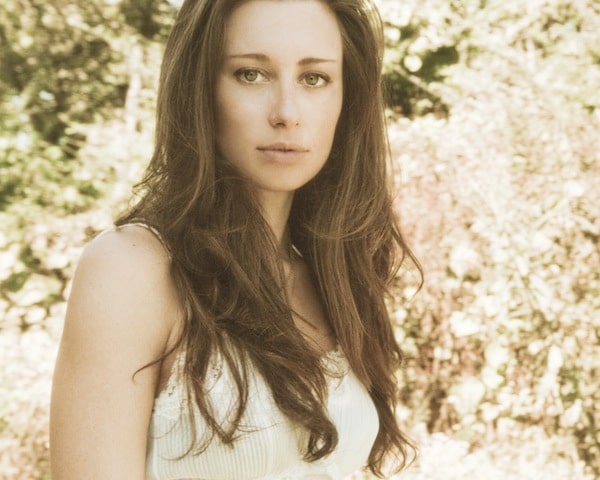Lera Lynn Credit-Gina Binkley