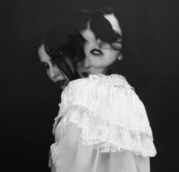 Chelsea Wolfe - credit - Sh aina Hedlund triplet