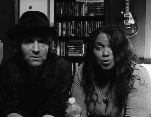 Premiere: Tim Easton & Friends Cover Bob Dylan for Nashville Rescue Mission