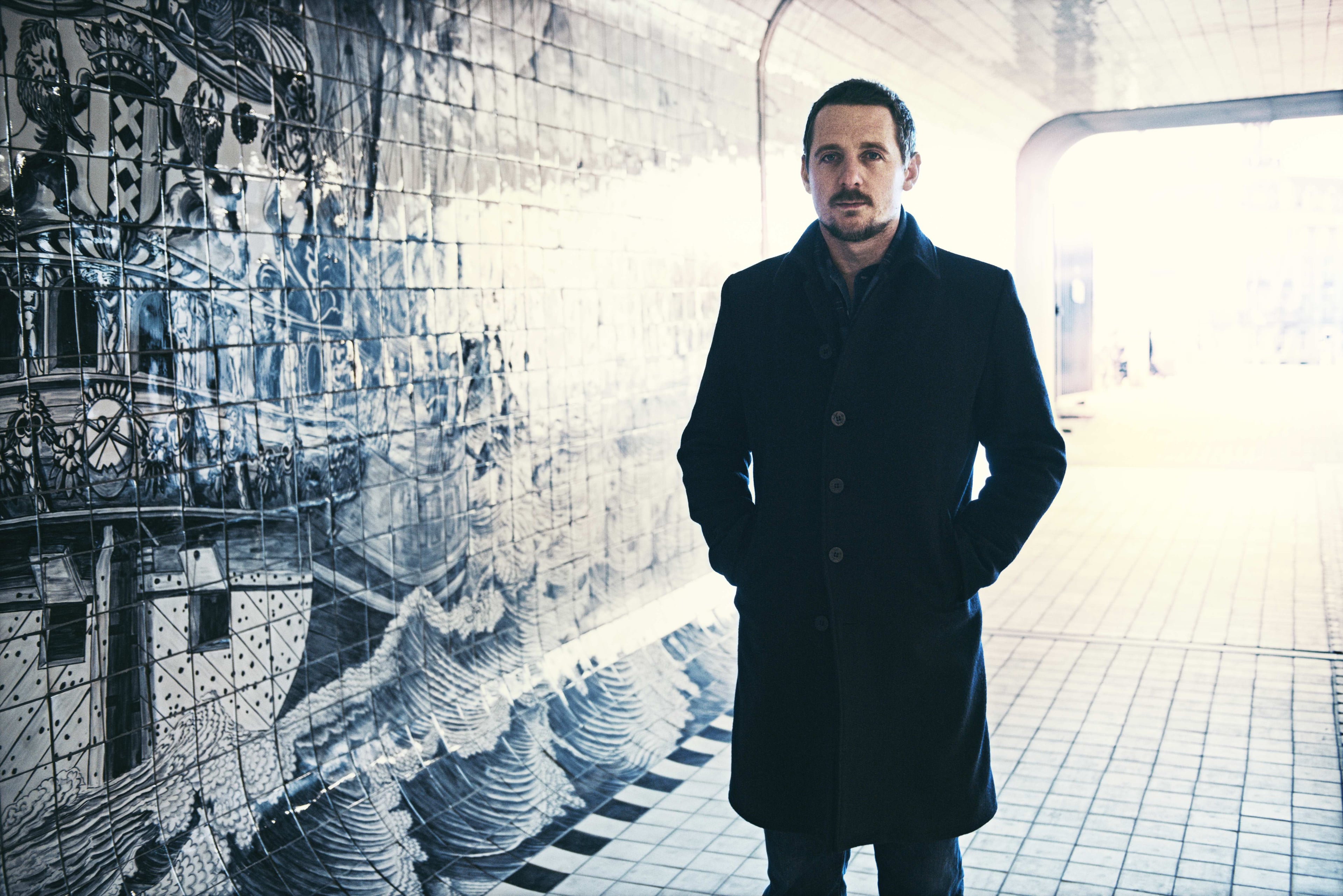 Watch Sturgill Simpson Cover Nirvana’s “In Bloom”