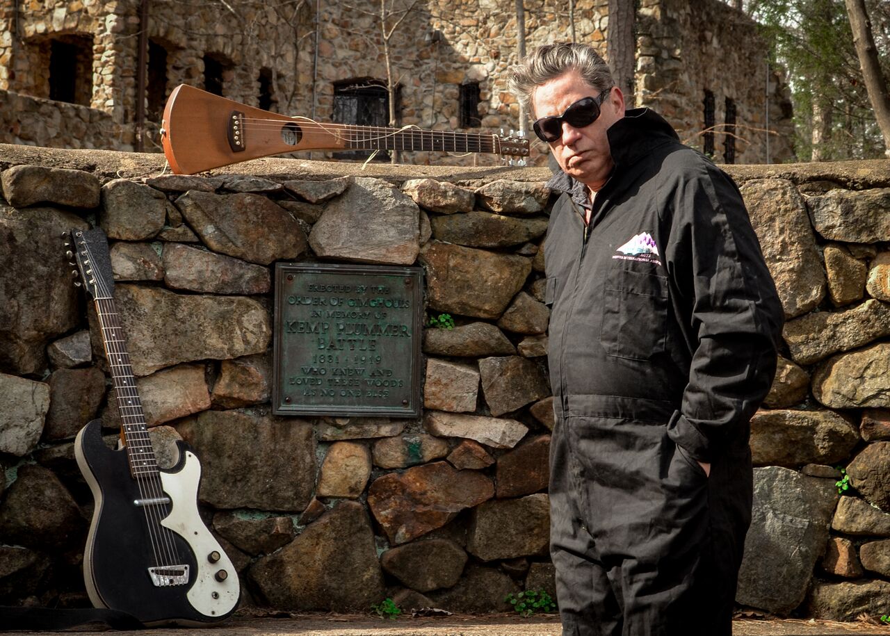 Listen To A New Track From Dex Romweber’s Carrboro