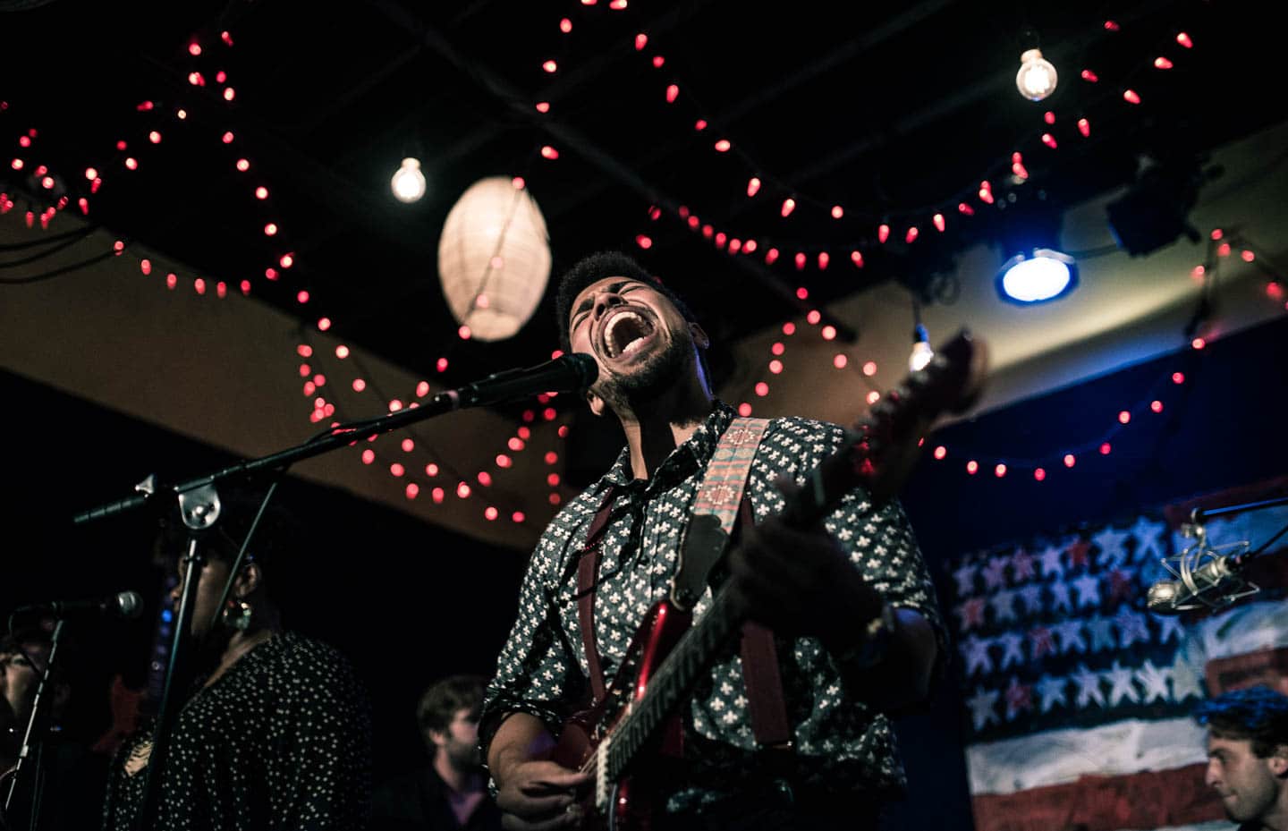 Watch Devon Gilfillian Get In The Groove at Nashville’s Family Wash