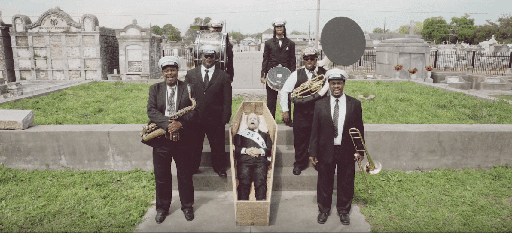 Watch Bonnie ‘Prince’ Billy Revel in the Streets of New Orleans