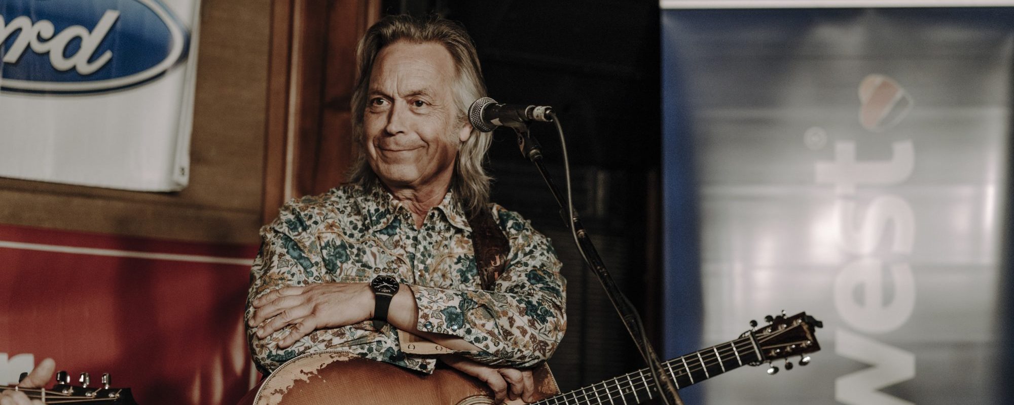 Review: Jim Lauderdale Shares Upbeat Anthems for Trying Times