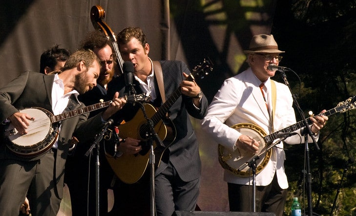 Steve Martin, Steep Canyon Rangers Reunite On “California”