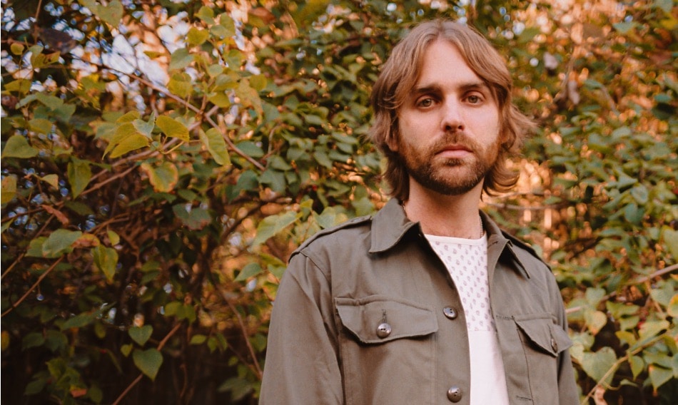 Sadler Vaden Builds Up “Good Man” on Acoustic Version