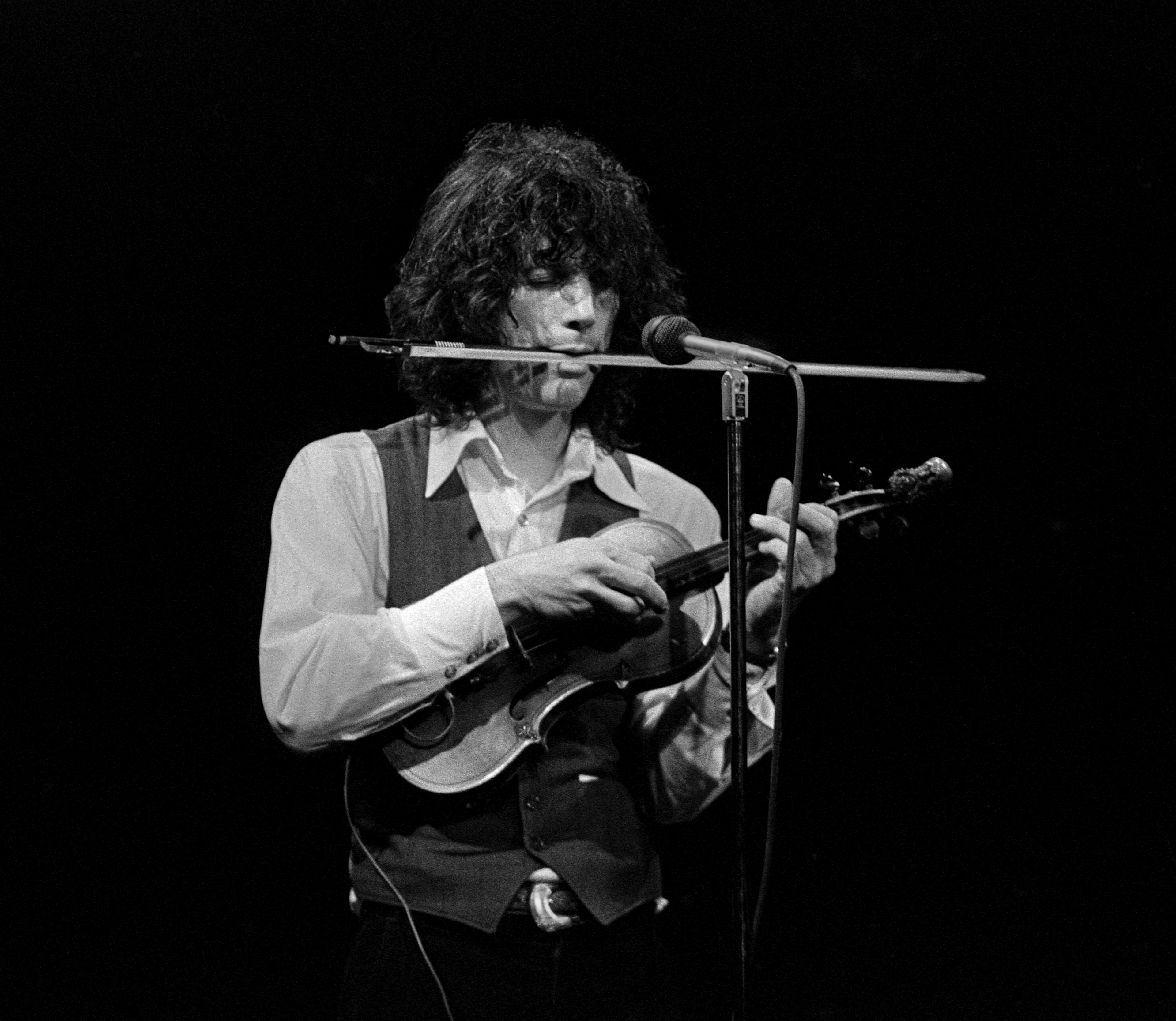 World’s Finest Acoustic Musicians Come Together To Bring Unheard John Hartford Songs To Life