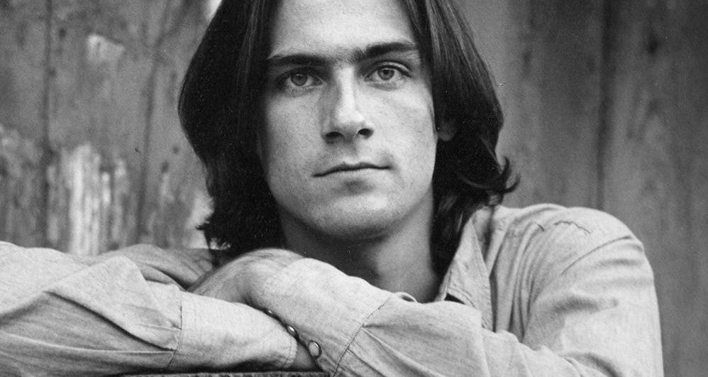 AUDIO: James Taylor on the Conscious & Unconscious Process of Writing Songs