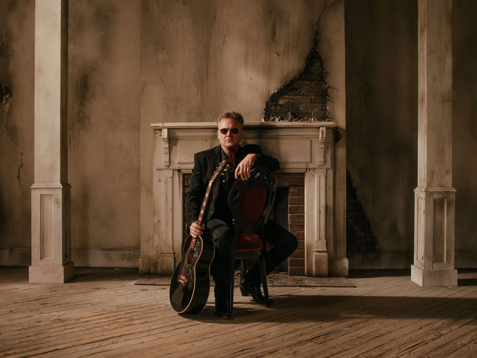 Terry McBride is “Callin’ All Hearts” With an Alert and a New Album