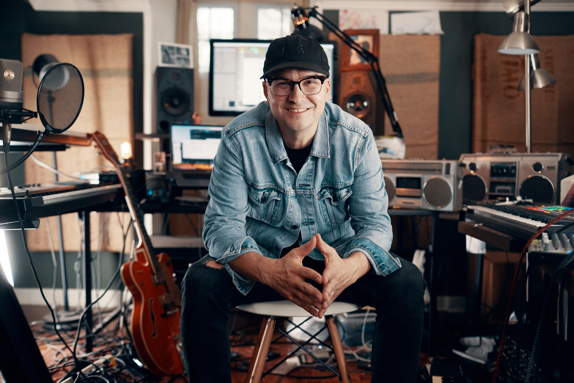 Luke Laird Steps Out of the Margins with His Own Stories on “Music Row”