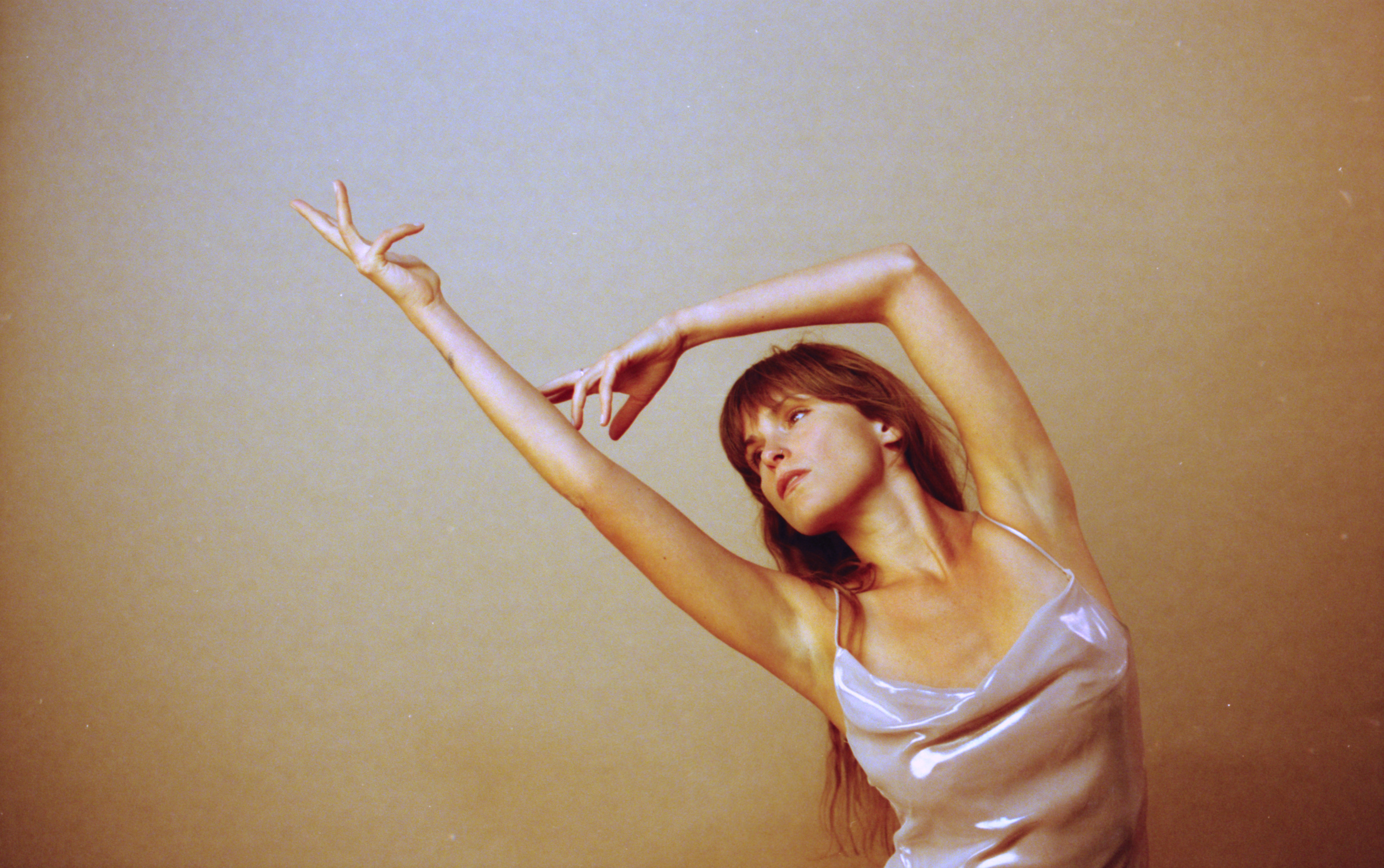Lydia Luce Pairs Hope with Psychedelic Visuals on “Dark River”