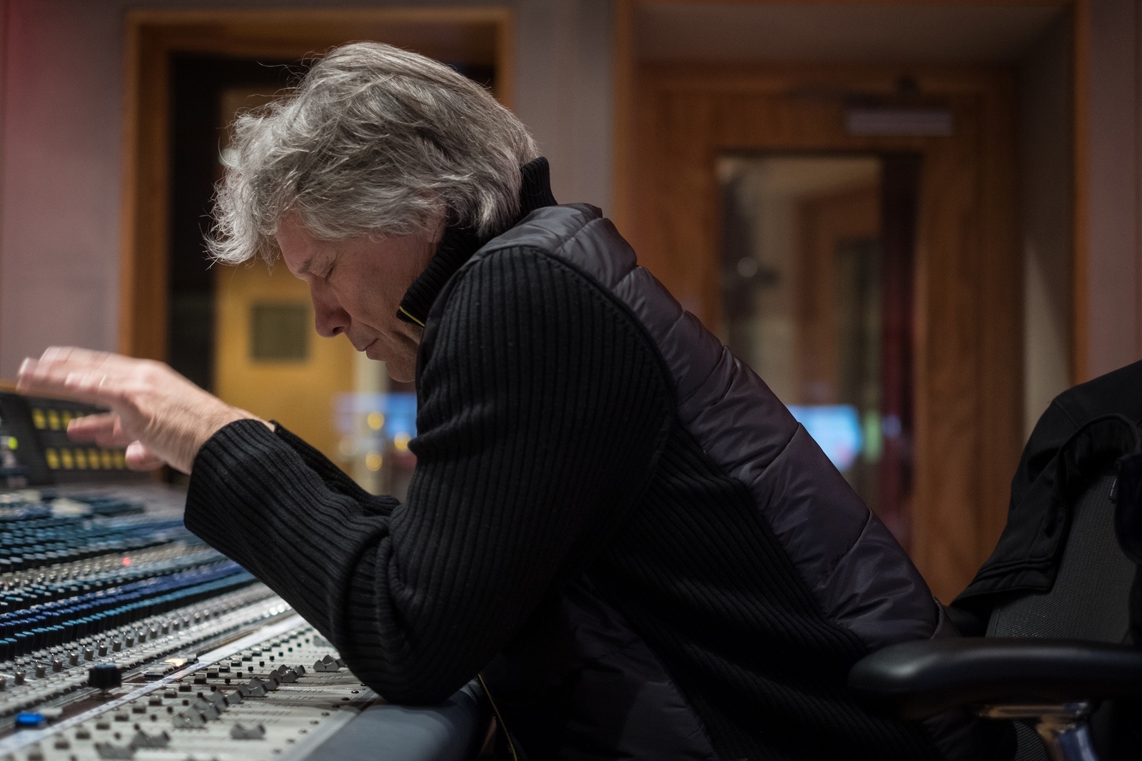 Jon Bon Jovi: “I’m The Posterboy For White Privilege”