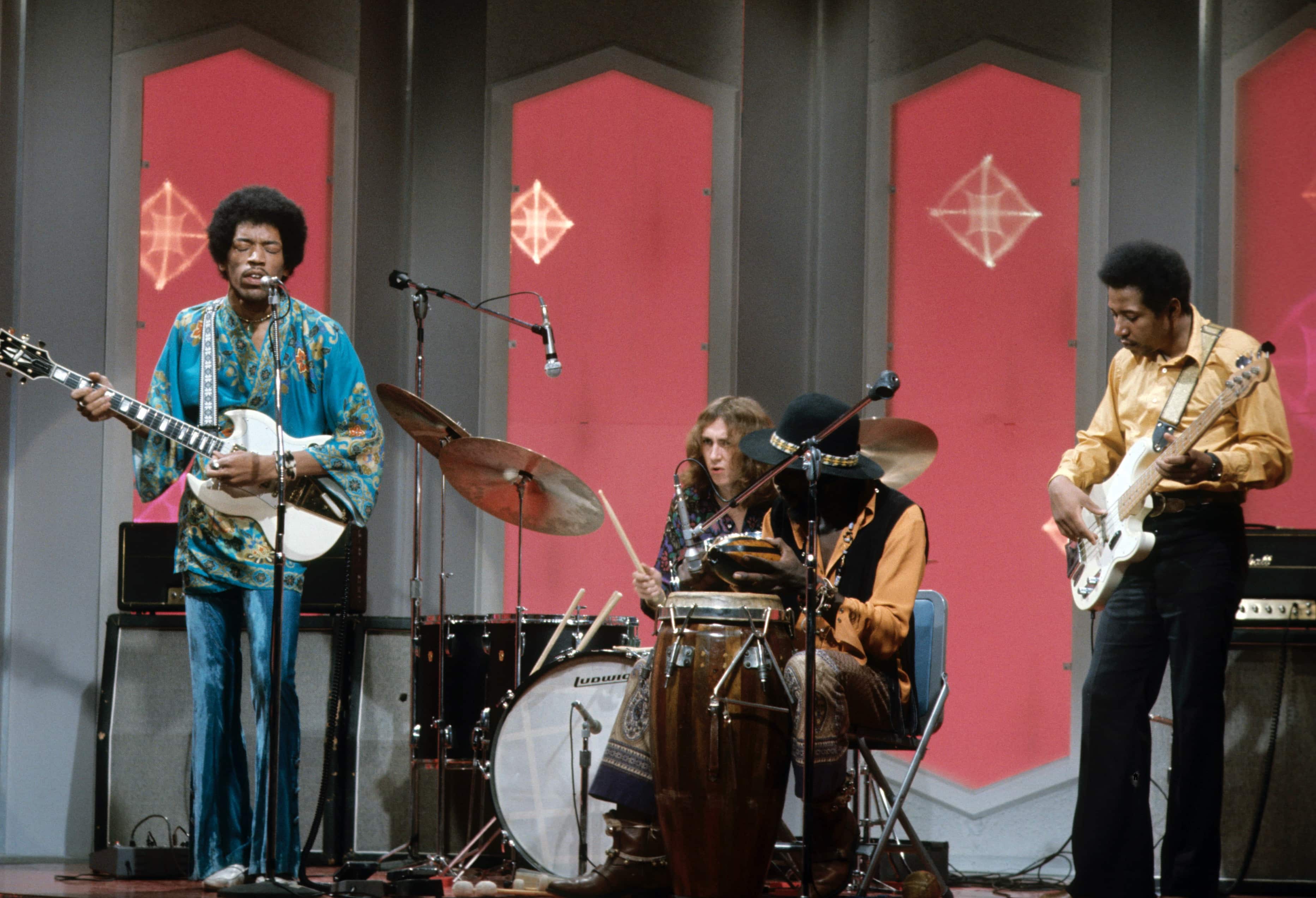 A New Hendrix Experience: The Planet’s Greatest Guitarist Creates his Own Brand of Maui Wowee