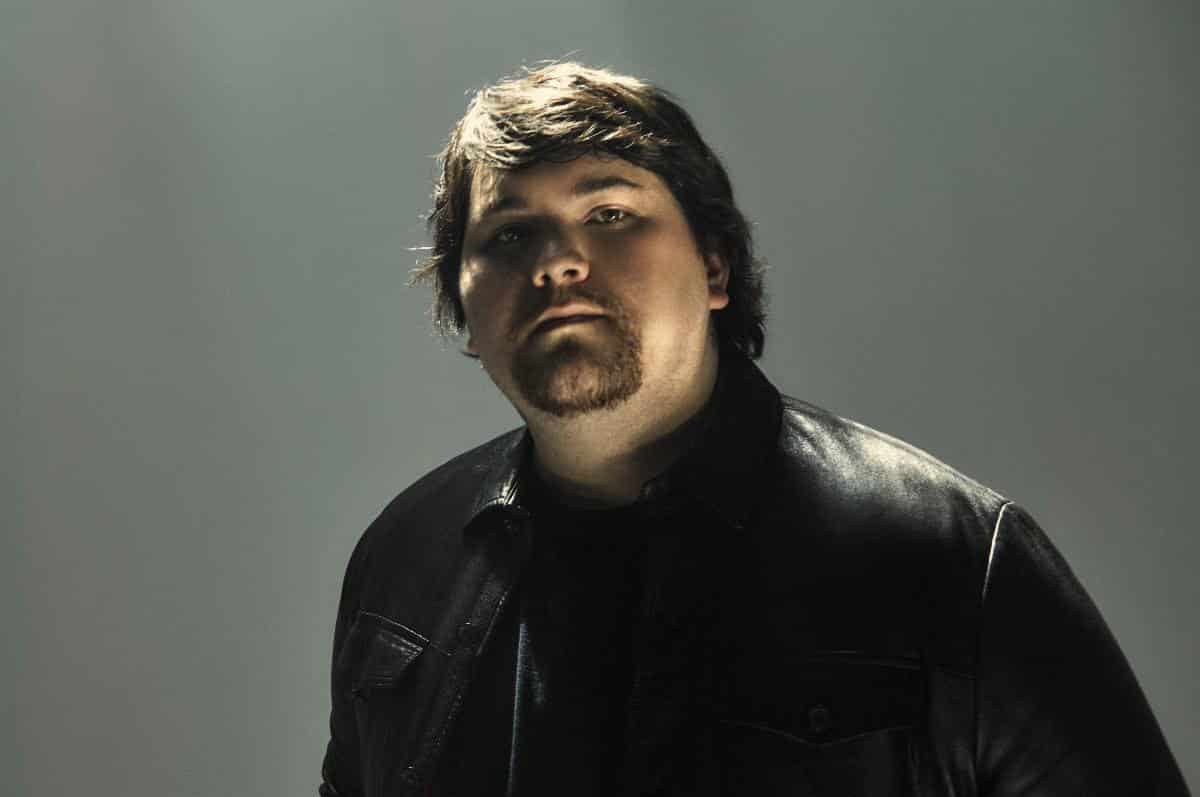 Wolfgang Van Halen Releases New Song “Distance,” An Emotional Video Tribute To His Father