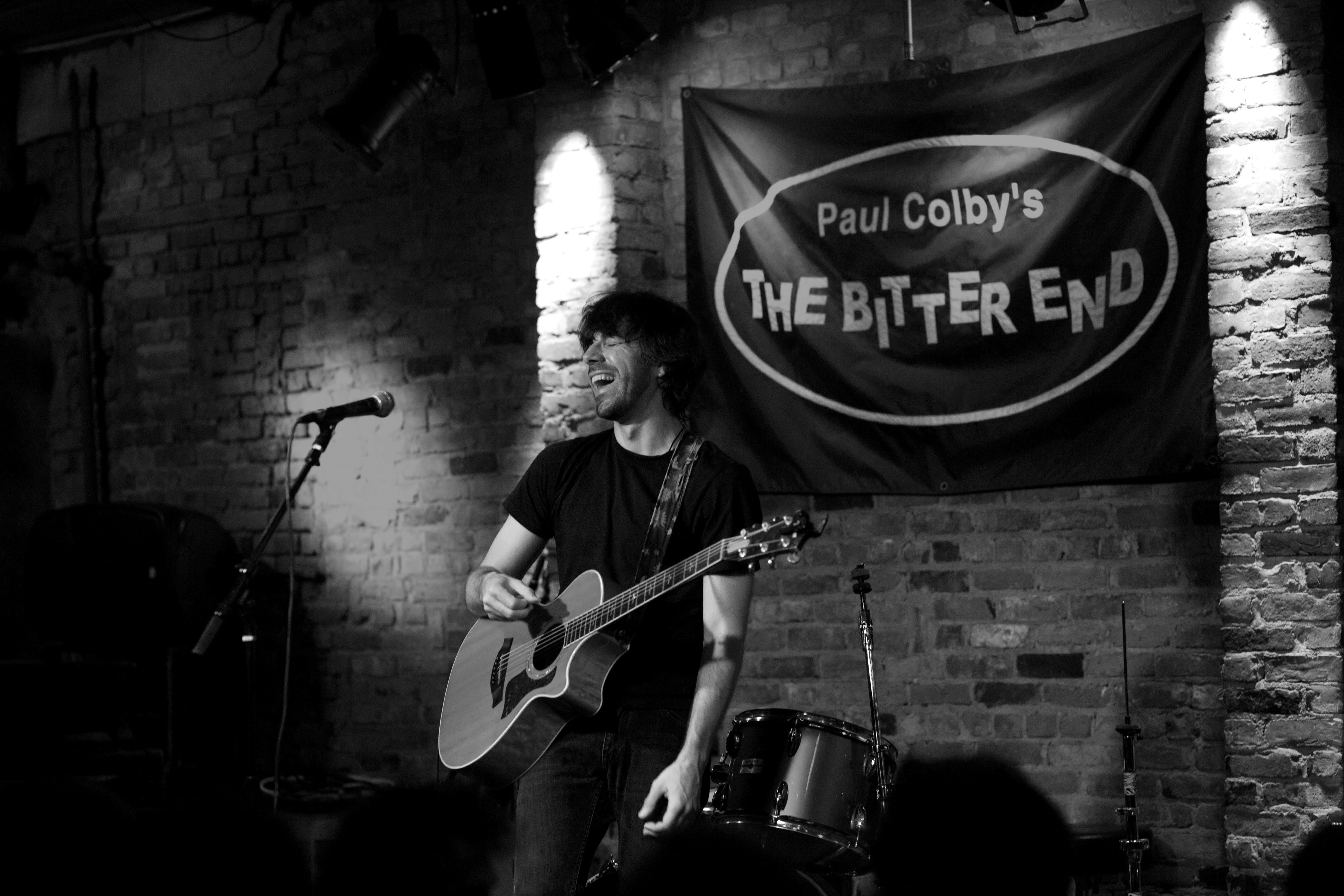 Phil Robinson Supports #SaveOurStages With “Transcendental Cowboy” Video Filmed At NYC’s The Bitter End