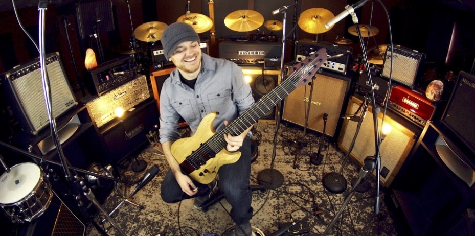 Rob Scallon Teams Up with Guitareo, Offering Personalized Guitar Course