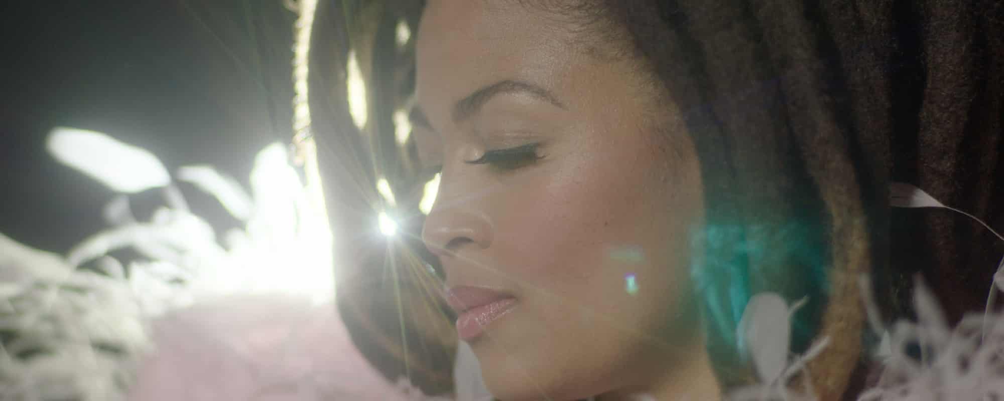 Valerie June is a Hero of Light, Shows it in New Mindfulness Book ‘Light Beams’