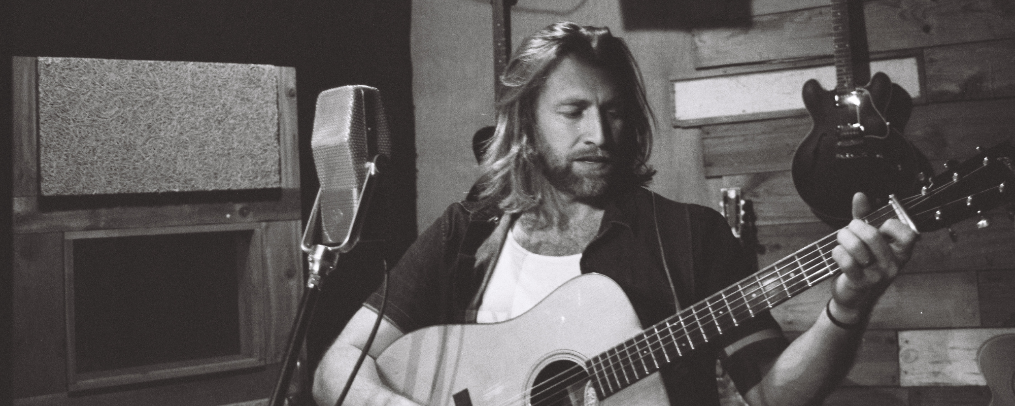 Daily Discovery: Tony Kamel Conjures Up Coastal Moments In “Slow On The Gulf” From New LP ‘Back Down Home’