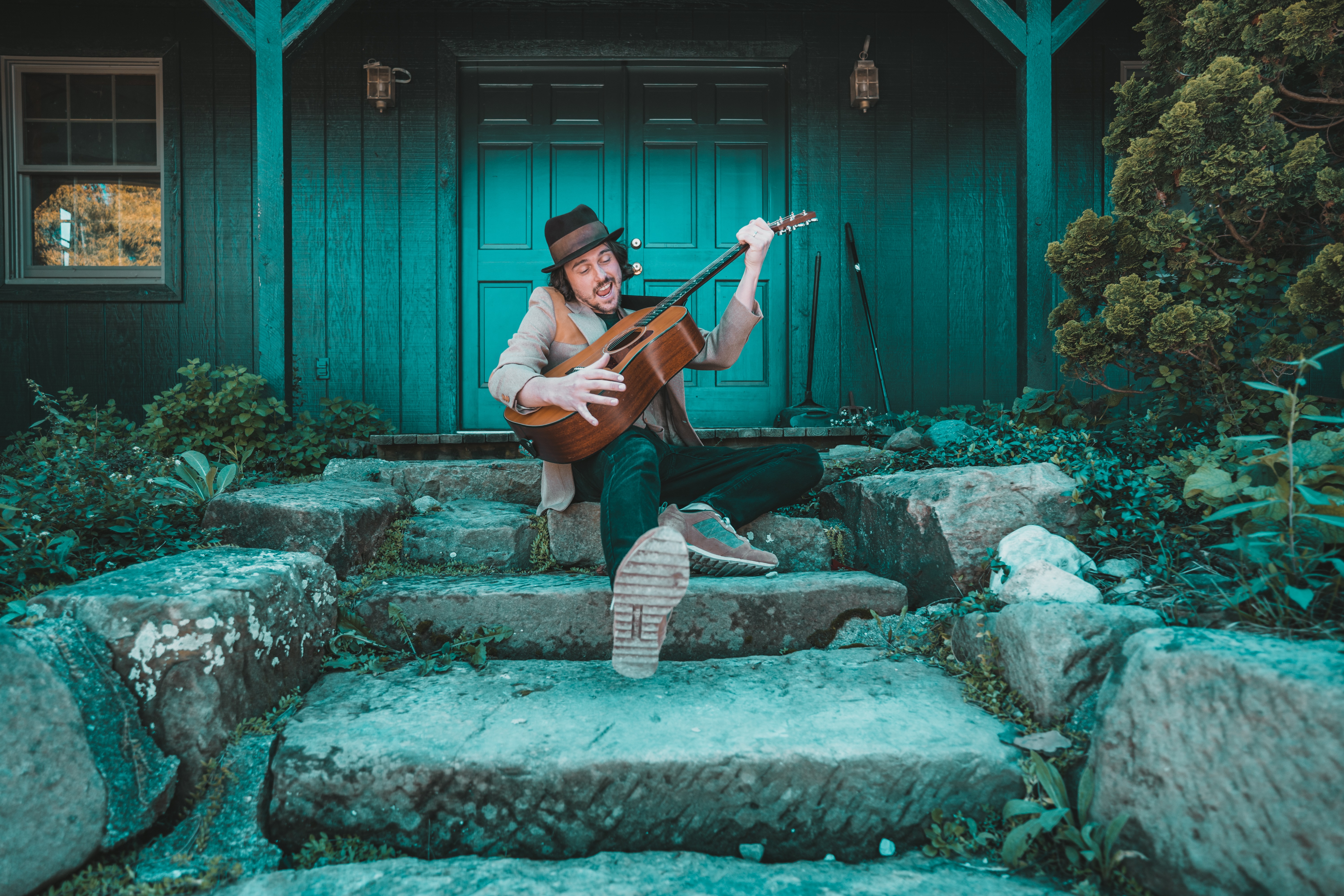 Songwriter U: Songwriting For Guitar—To the DEATH of Guitar Properness