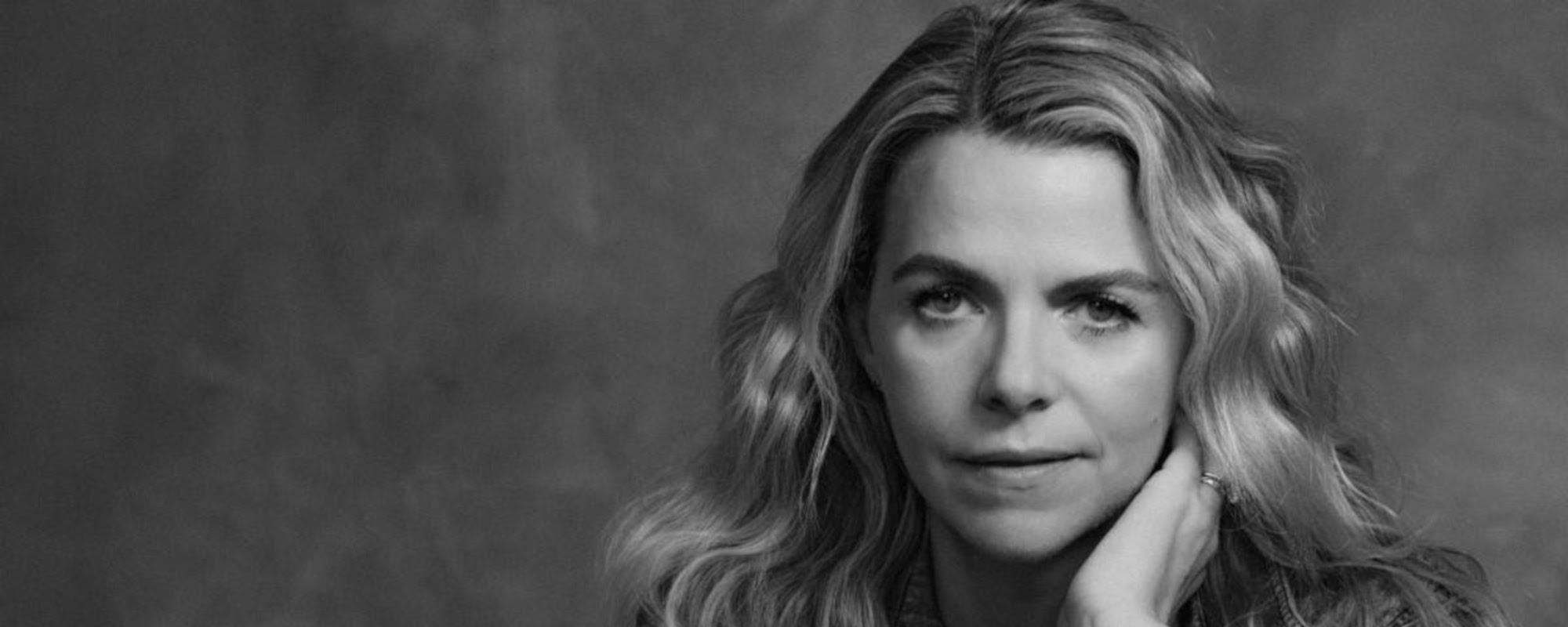 Aoife O’Donovan on the ‘Age of Apathy’ & the 150th Episode of ‘Basic Folk’