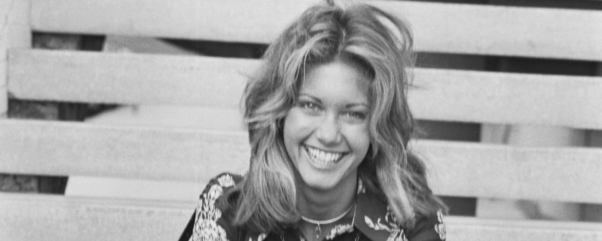 The Story Behind Olivia Newton-John’s Favorite Song “I Honestly Love You”