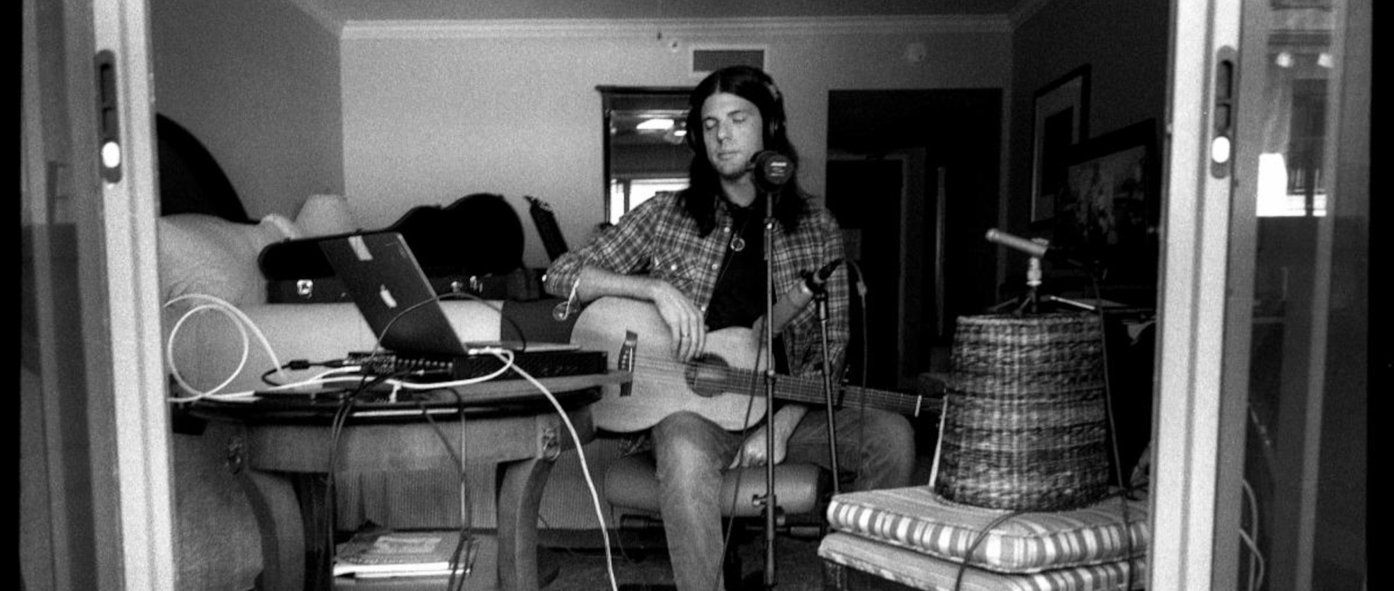 Seth Avett Announces New Solo Album, ‘Seth Avett Sings Greg Brown’