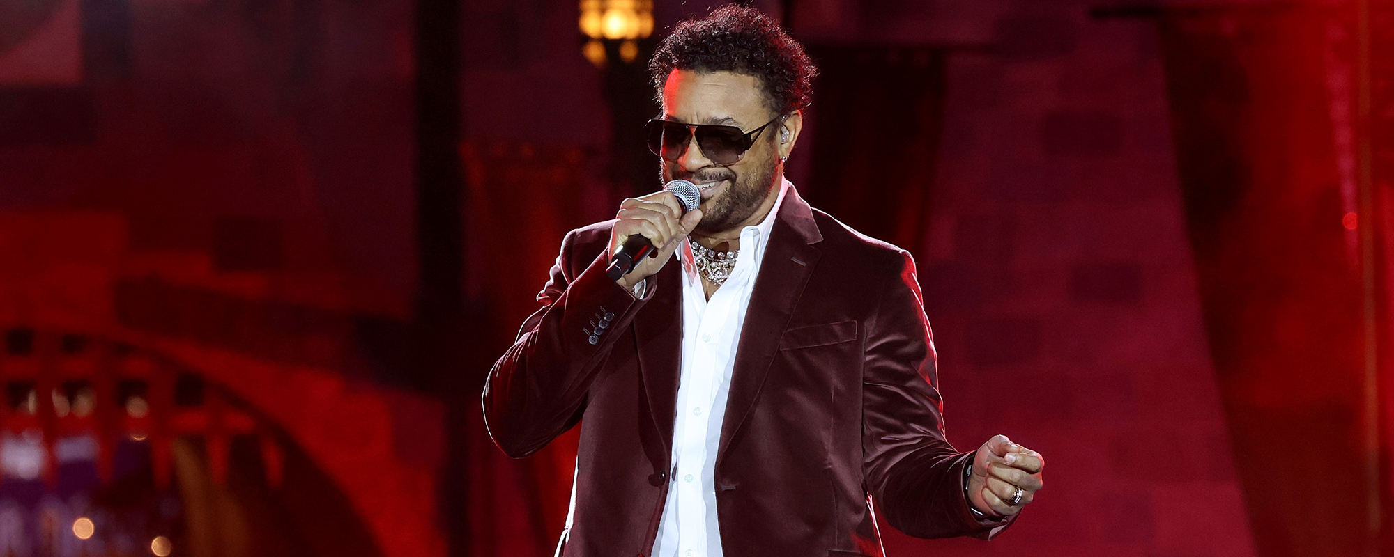 Shaggy Brings 90s Nostalgia to the Macy’s Thanksgiving Day Parade