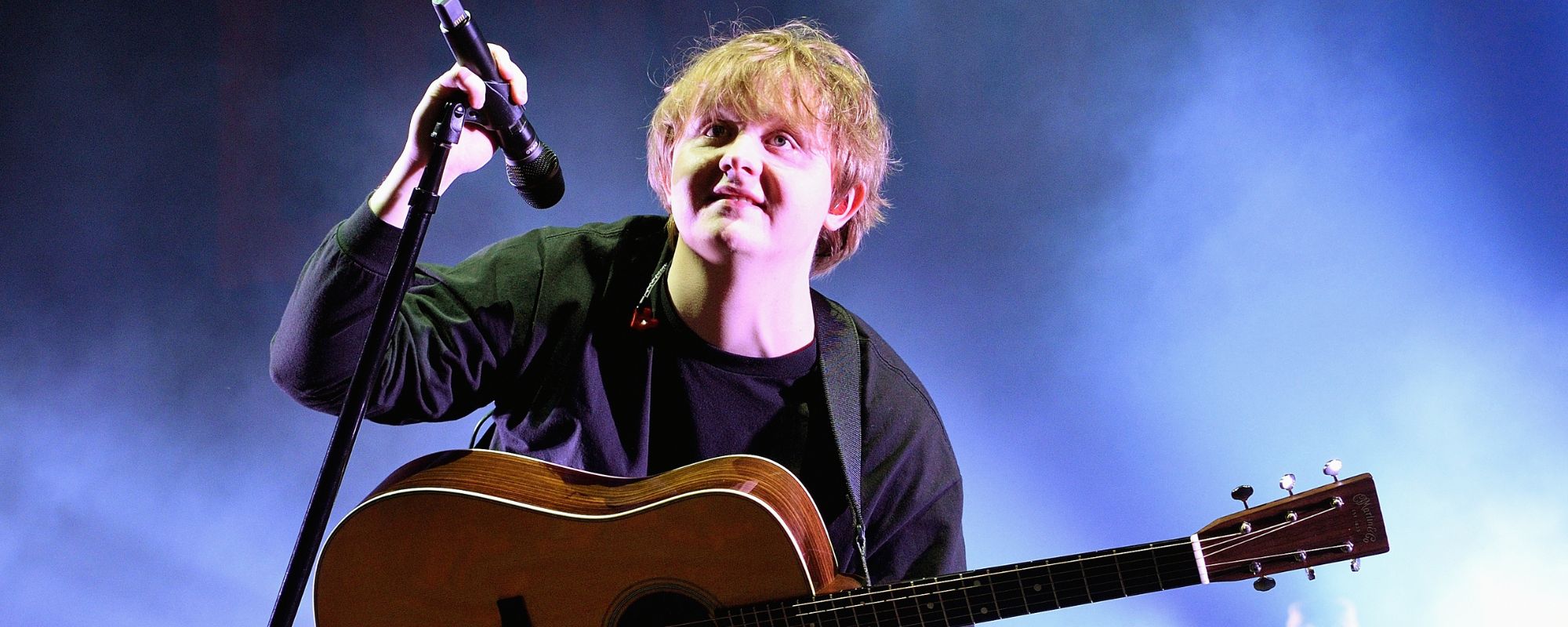 Lewis Capaldi Makes Sentimental Return With Surprise Set at Glastonbury: “It’s So Good To Be Back”