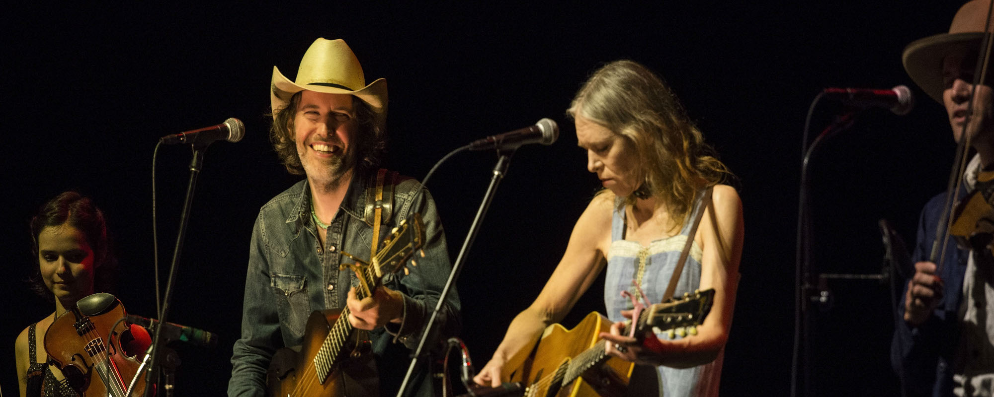 Gillian Welch and David Rawlings Reissuing ‘The Harrow & The Harvest’ on Reel-to-Reel