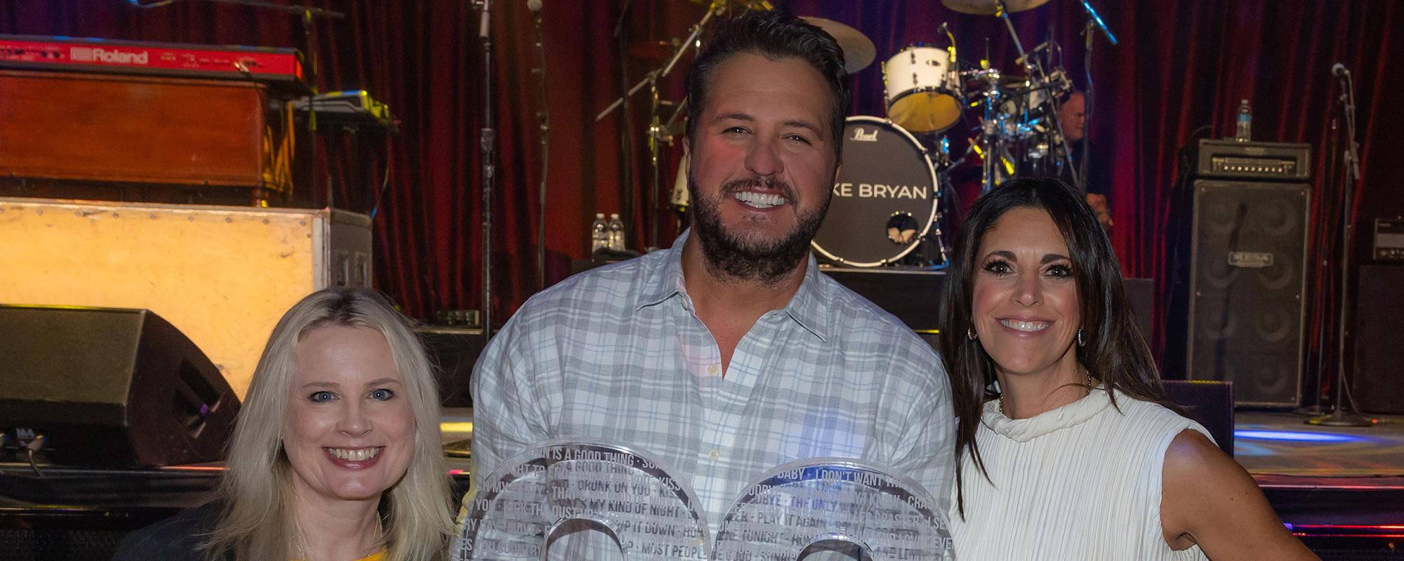 Luke Bryan Celebrates 30 No. 1 Hits: “It’s Hard to Wrap Your Head Around”