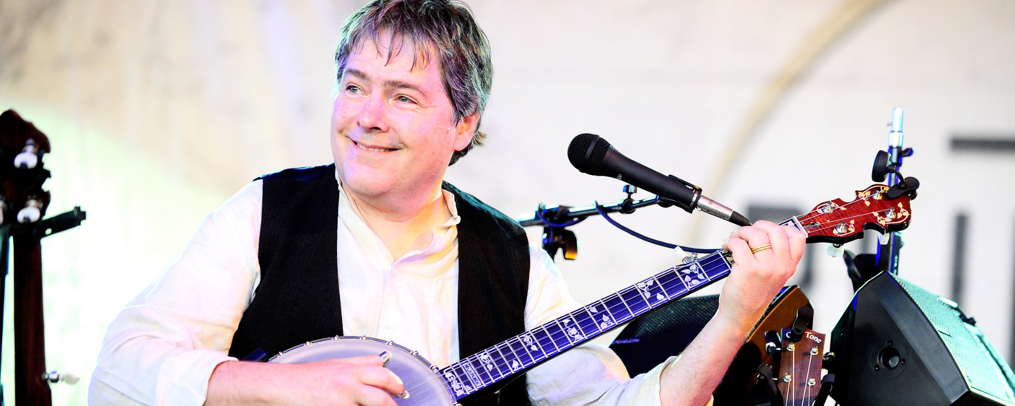 5 Bluegrass Artists Who Crossed Over into Other Genres