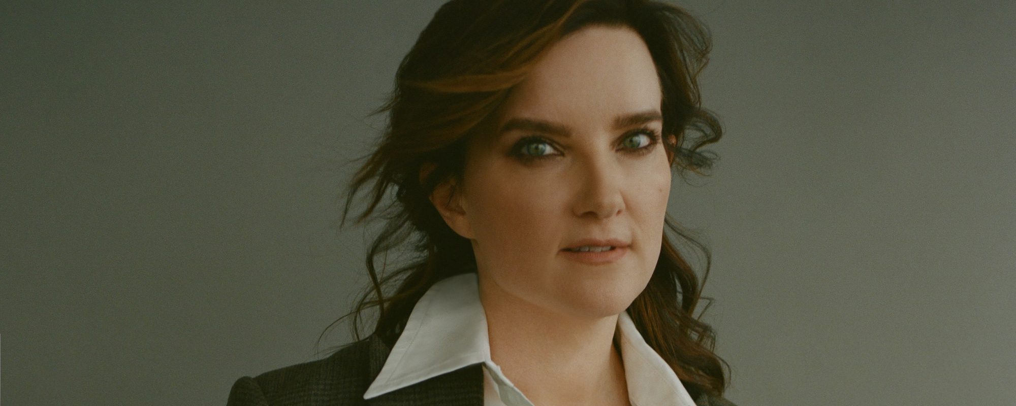 Listen: Brandy Clark Reflects on Lost Love In Heartfelt New Track “My Favorite Christmas”