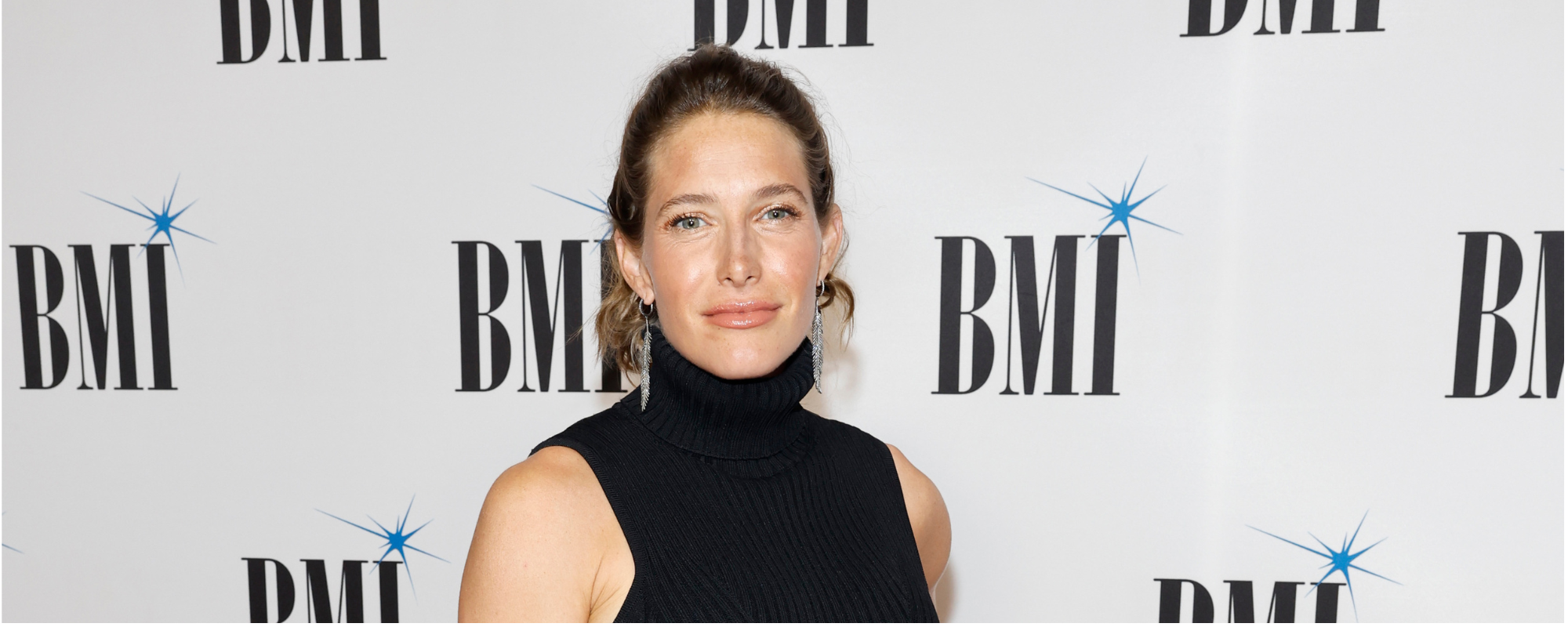 Caroline Jones on Tonight’s Jimmy Buffett Tribute at the CMA Awards: “We’re Really Honored”