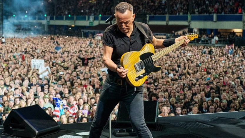 Bruce Springsteen Salutes Late Guitar Great Duane Eddy, Previews European Tour in New Video Messages